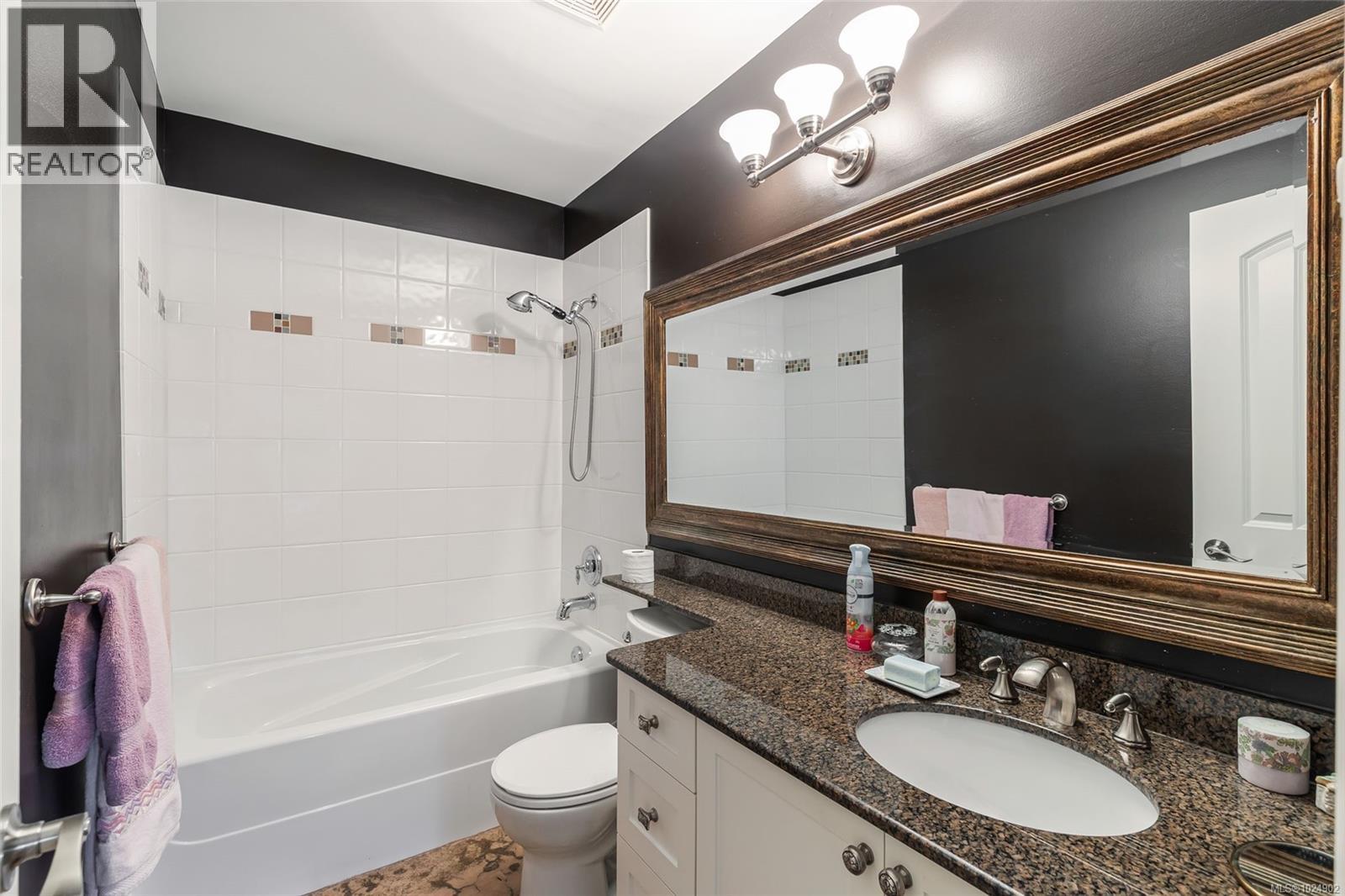 103 5660 Edgewater Lane, Nanaimo, British Columbia  V9V 6K1 - Photo 24 - 1024902