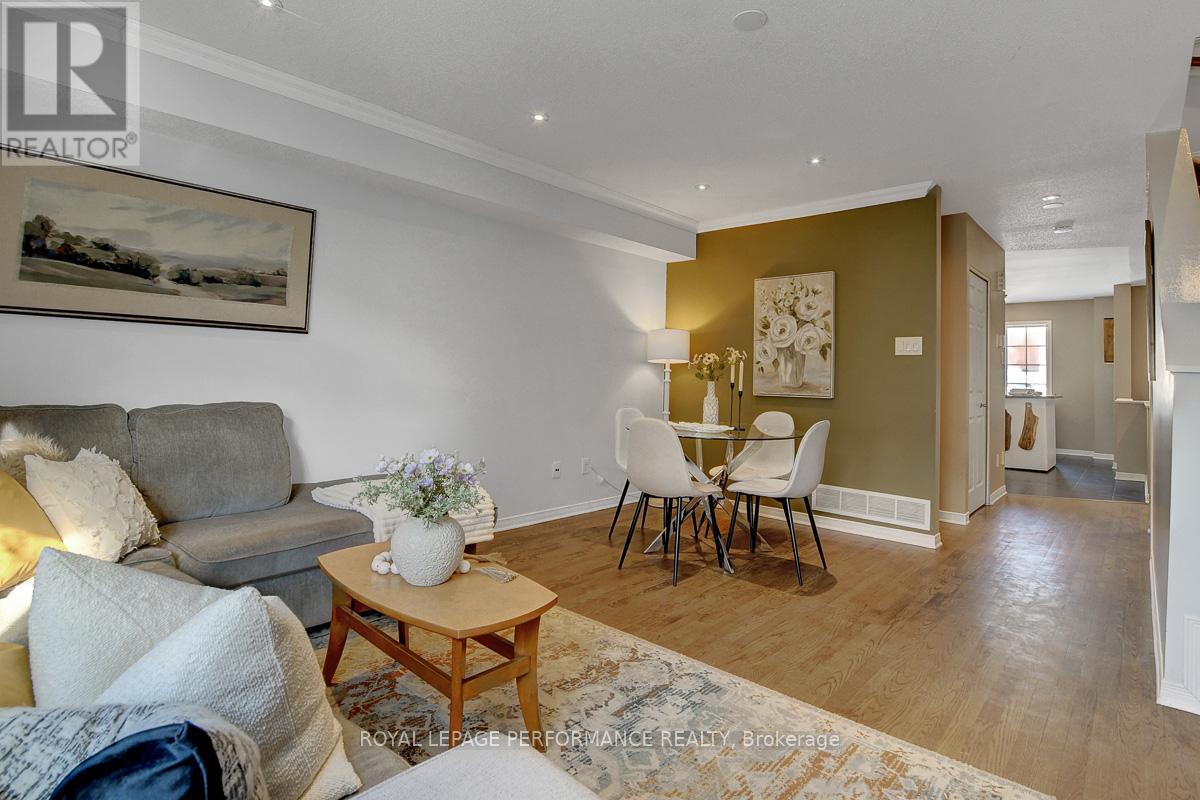 95 Manhattan Crescent, Ottawa, Ontario  K2C 4B7 - Photo 21 - X12762824