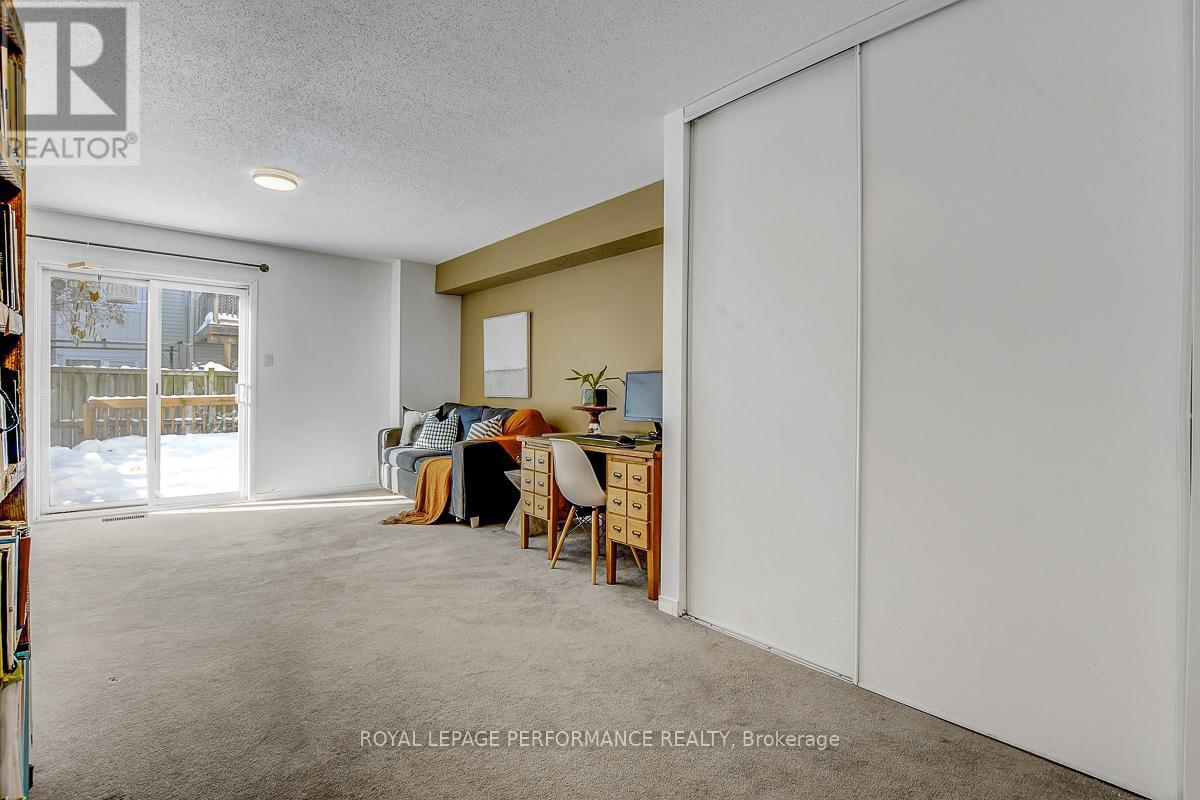 95 Manhattan Crescent, Ottawa, Ontario  K2C 4B7 - Photo 39 - X12762824