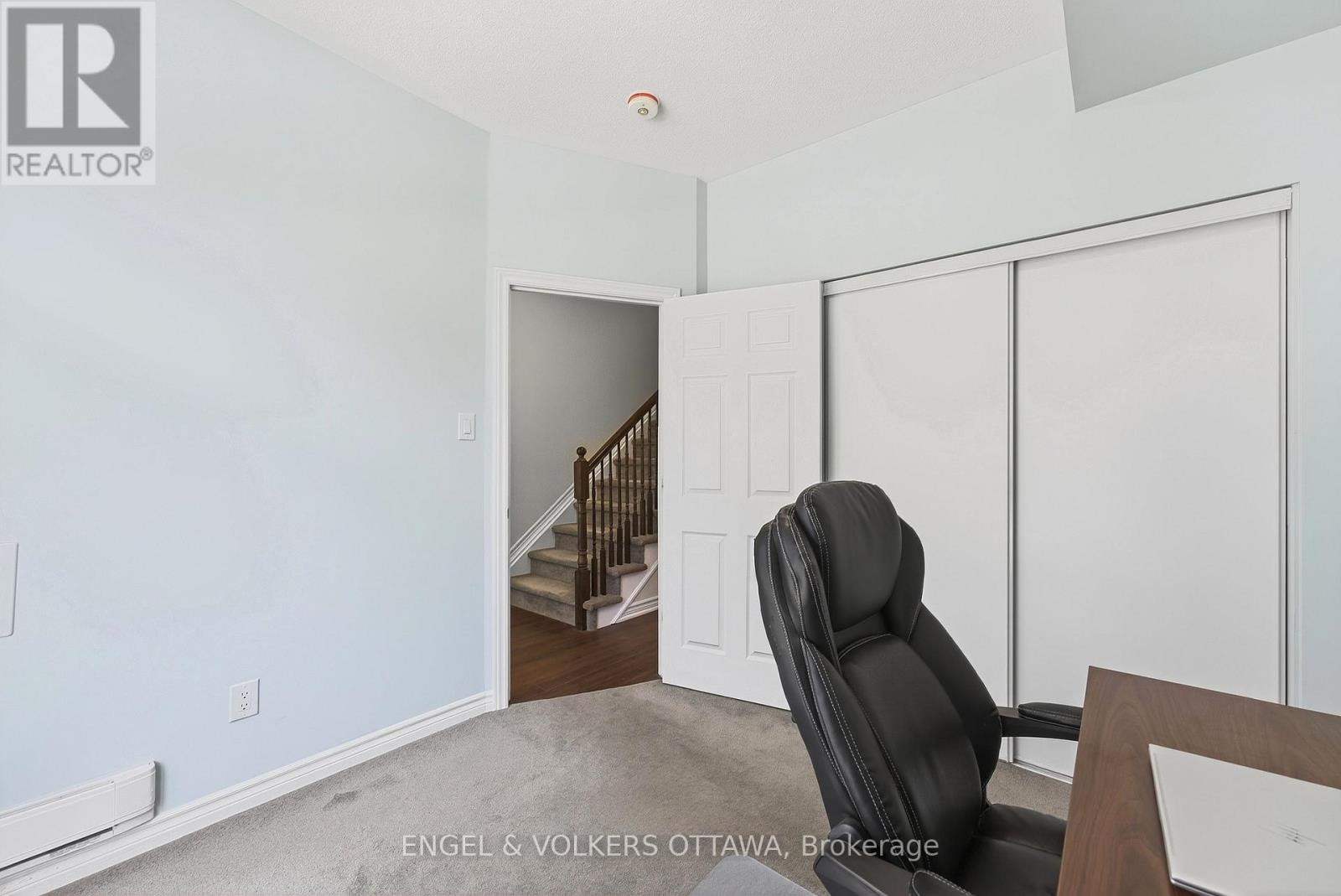 520 Ozawa Private, Ottawa, Ontario  K1K 4Z8 - Photo 10 - X12762872