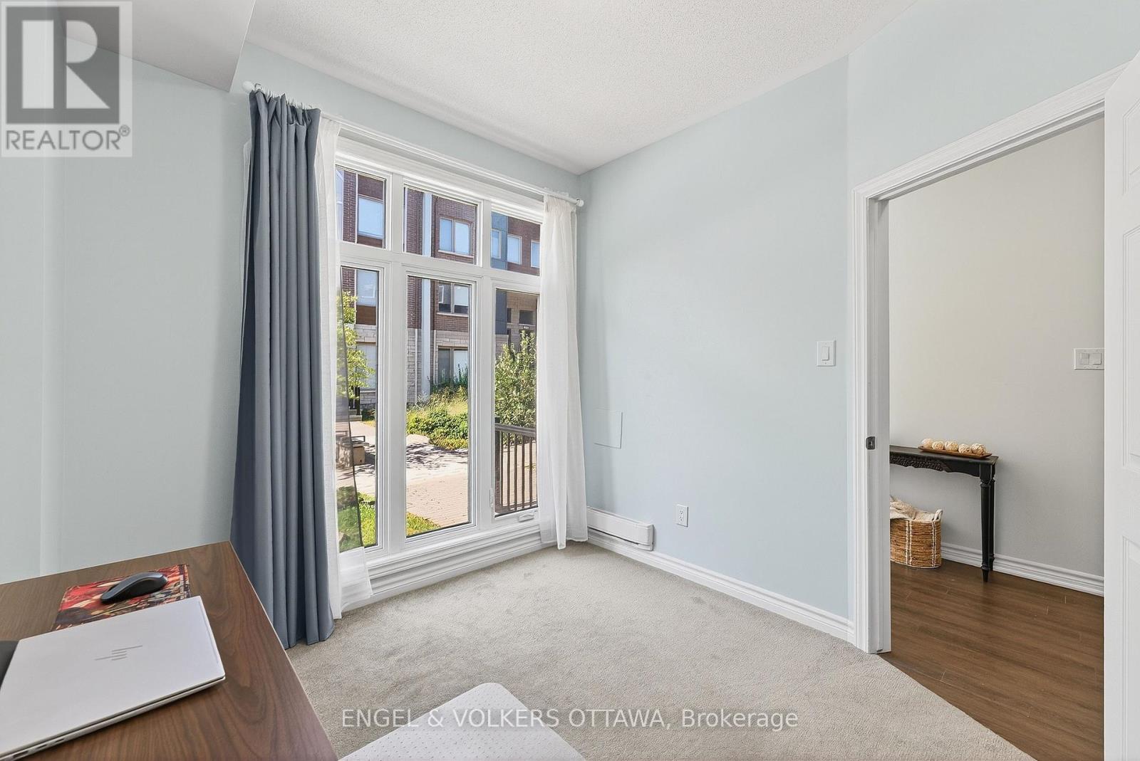 520 Ozawa Private, Ottawa, Ontario  K1K 4Z8 - Photo 11 - X12762872