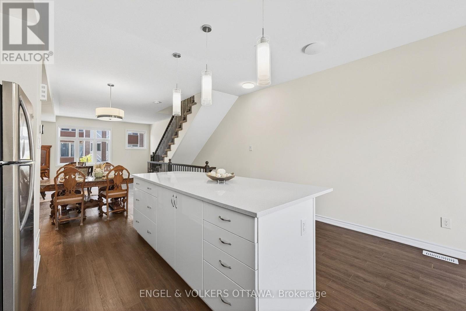 520 Ozawa Private, Ottawa, Ontario  K1K 4Z8 - Photo 19 - X12762872