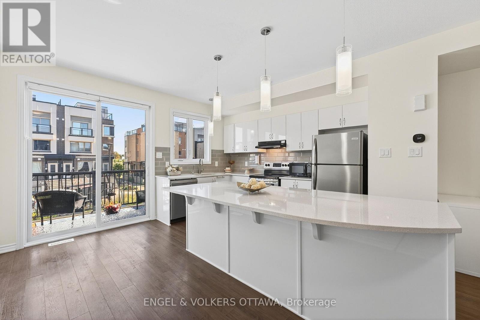 520 Ozawa Private, Ottawa, Ontario  K1K 4Z8 - Photo 21 - X12762872