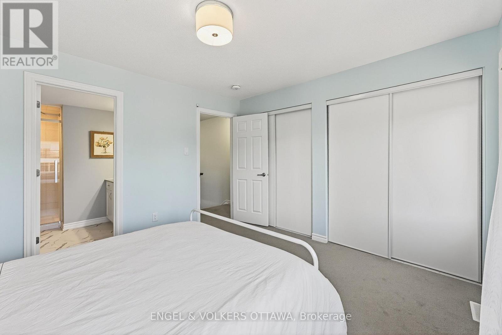 520 Ozawa Private, Ottawa, Ontario  K1K 4Z8 - Photo 30 - X12762872