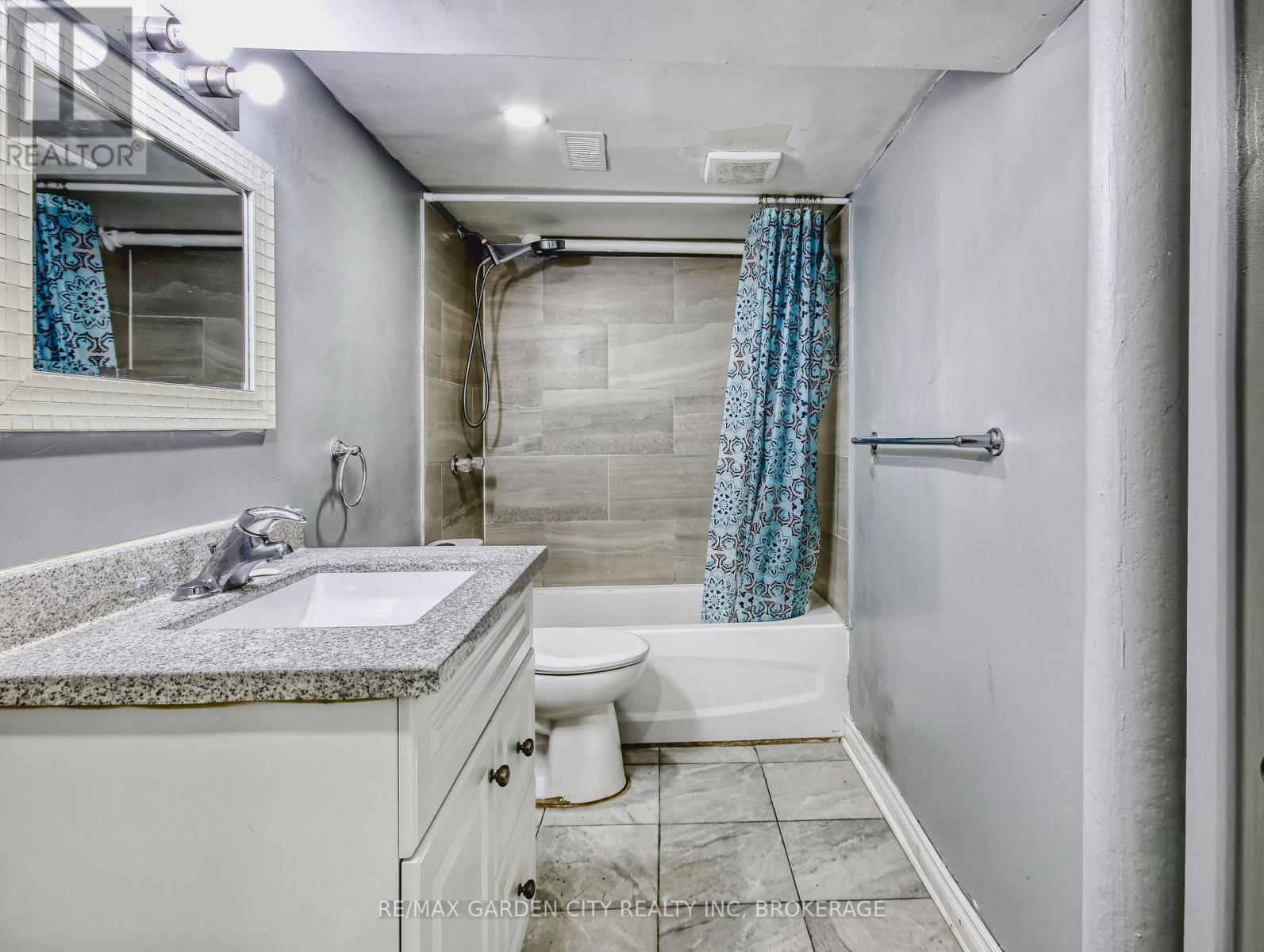 144 Welland Avenue, St. Catharines (Downtown), Ontario  L2R 2N6 - Photo 14 - X12762720