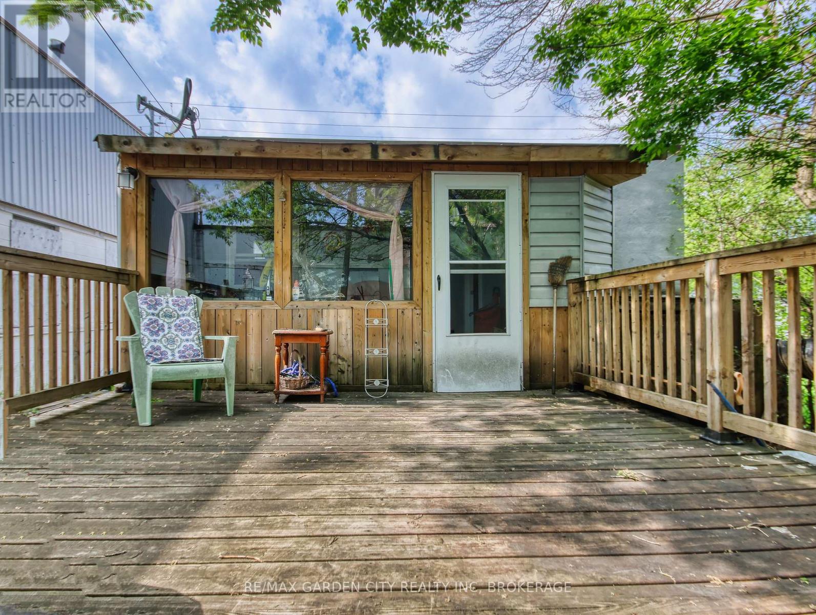 144 Welland Avenue, St. Catharines (Downtown), Ontario  L2R 2N6 - Photo 5 - X12762720