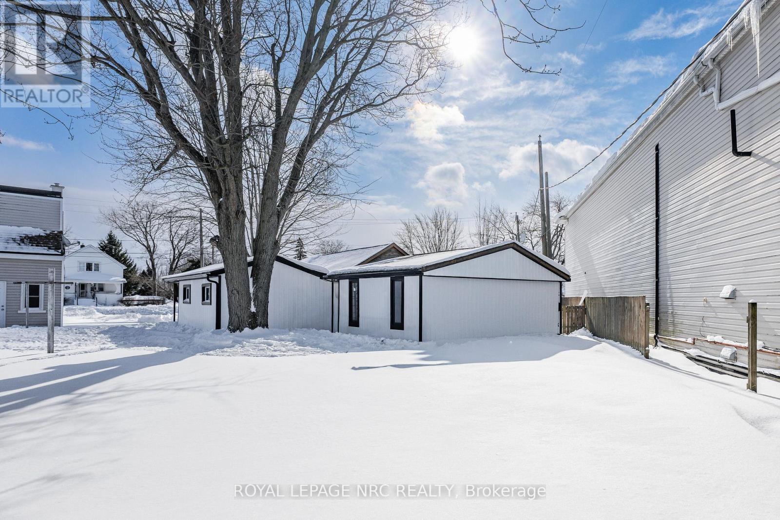 4149 Welland Street, Niagara Falls, Ontario  L2G 6J9 - Photo 45 - X12762916