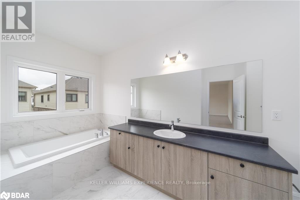 60 Gemini Drive, Barrie, Ontario  L9J 0C3 - Photo 20 - S12752412