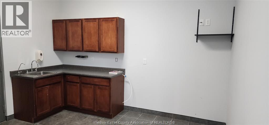 4600 Rhodes Drive Unit# 3, Windsor, Ontario  N8W 5C2 - Photo 16 - 26002468
