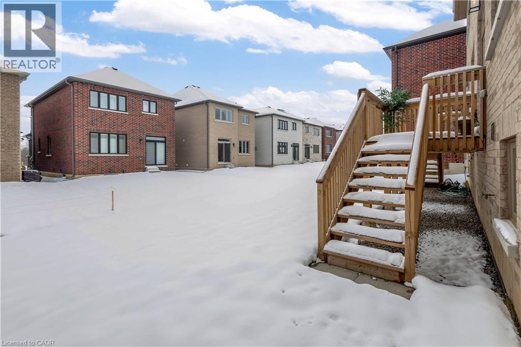 5 Cherry Blossom Heights, Hamilton, Ontario  L9B 0E9 - Photo 31 - 40803107