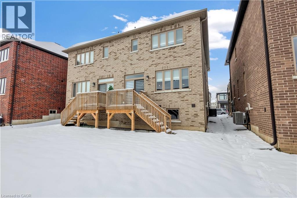 5 Cherry Blossom Heights, Hamilton, Ontario  L9B 0E9 - Photo 32 - 40803107