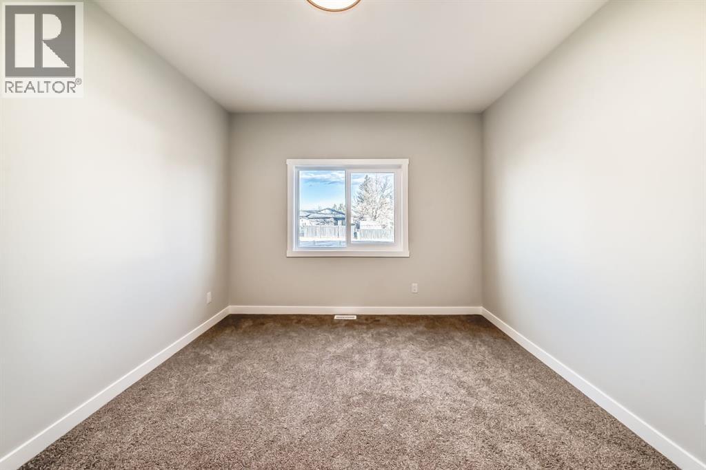 1102 Clover Close, Carstairs, Alberta  T0M 0N0 - Photo 15 - A2270397