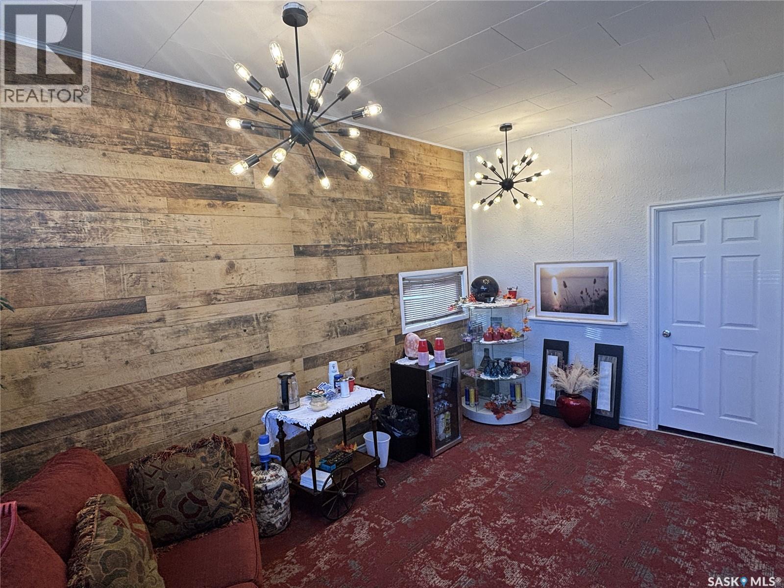 104 2nd Avenue W, Biggar, Saskatchewan  S0K 0M0 - Photo 3 - SK027825