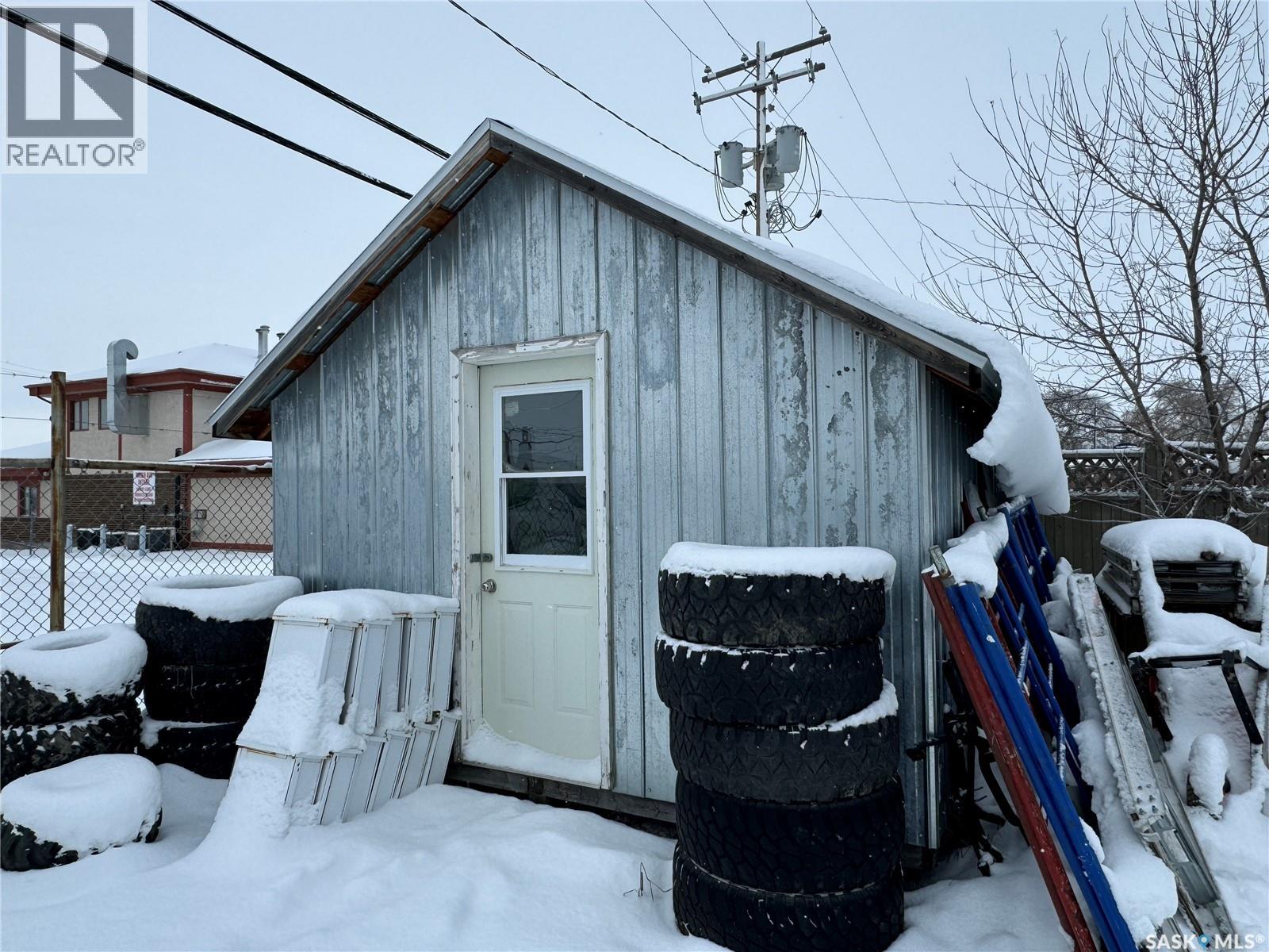 104 2nd Avenue W, Biggar, Saskatchewan  S0K 0M0 - Photo 35 - SK027825