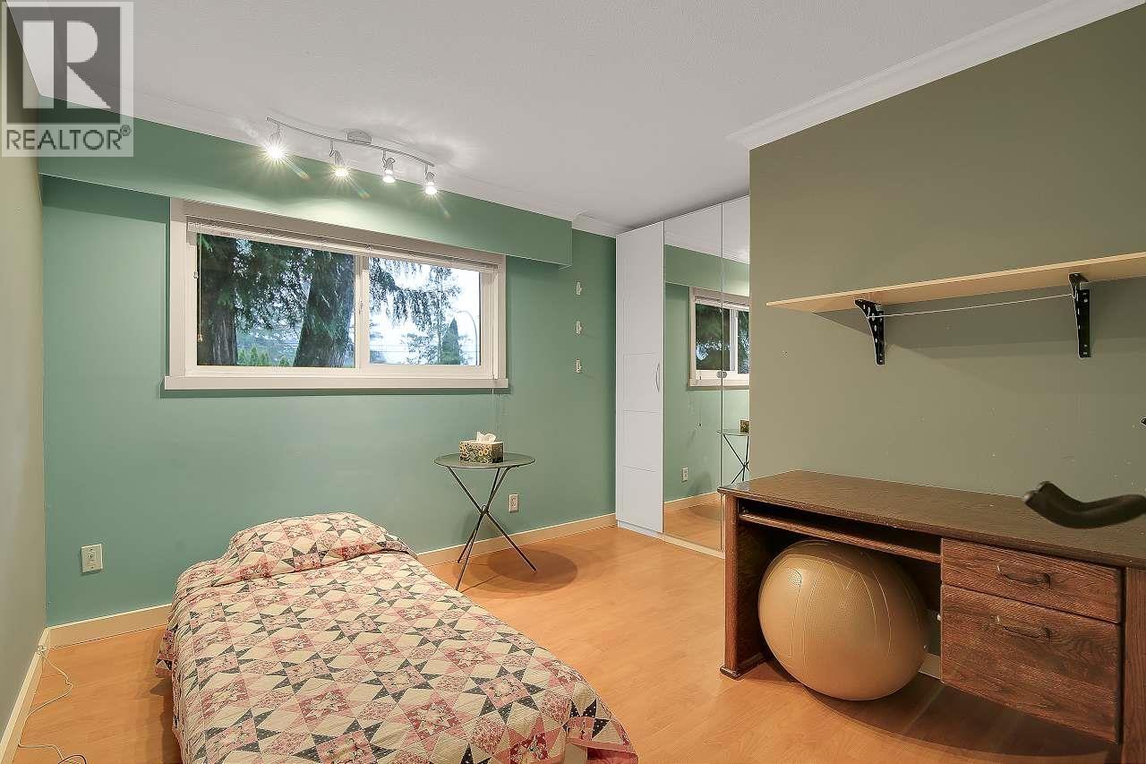 24835 Smith Avenue, Maple Ridge, British Columbia  V4R 2A7 - Photo 12 - R3085502