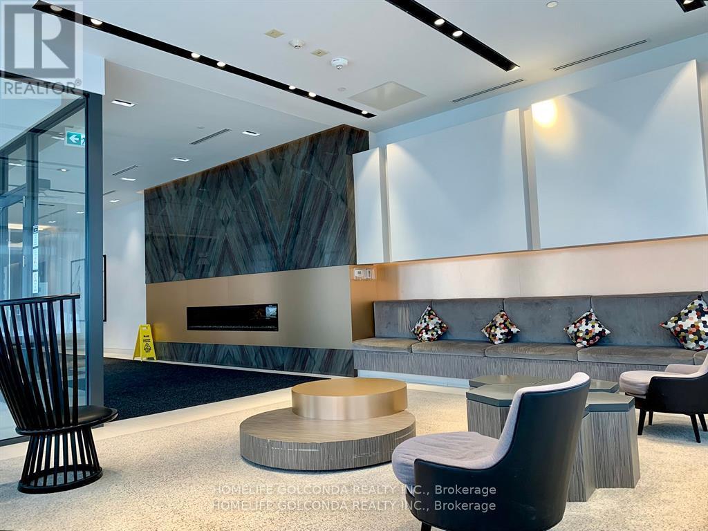1504 - 128 Fairview Mall Drive, Toronto, Ontario  M2J 0E8 - Photo 3 - C12762740