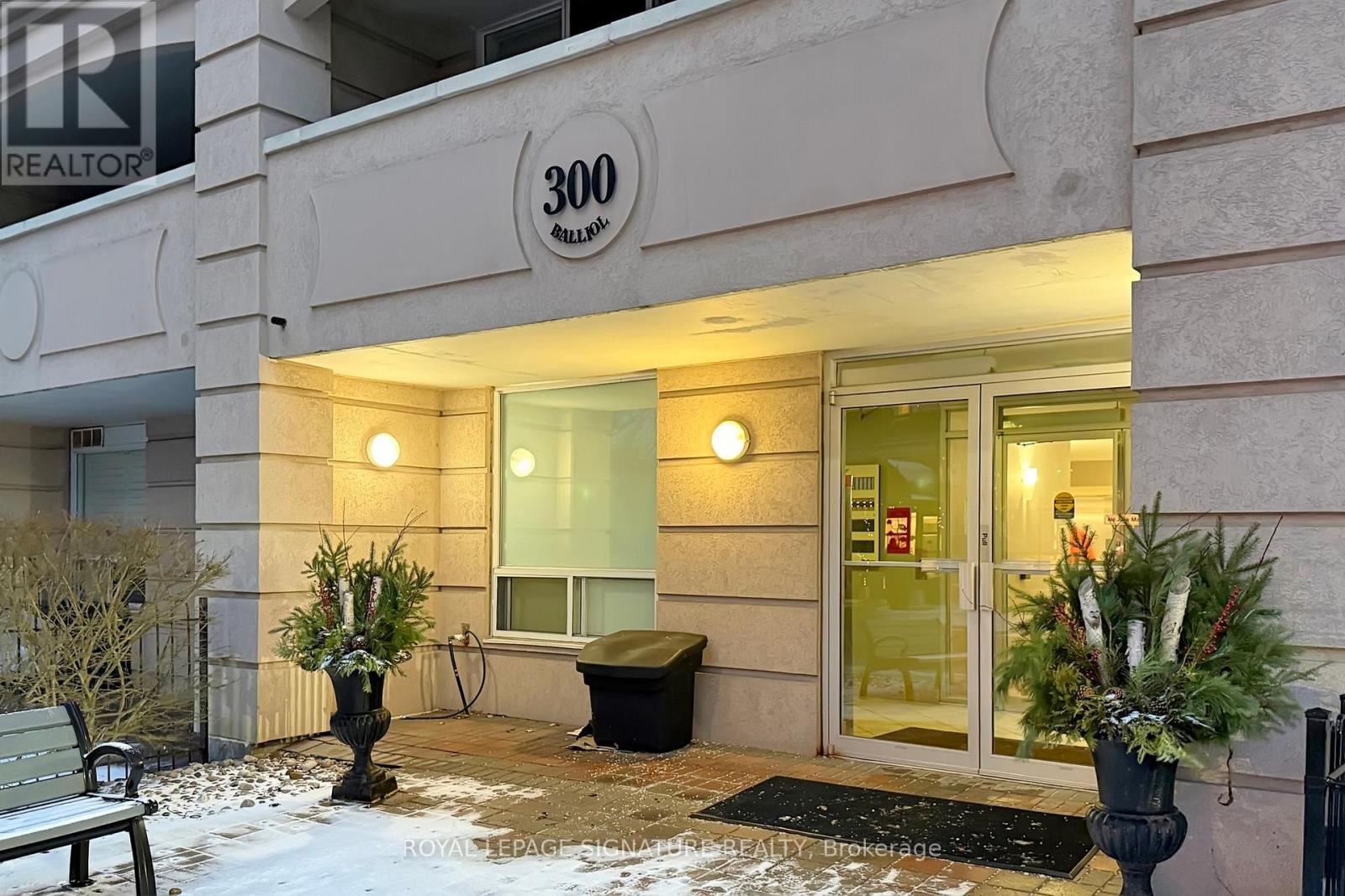 205 - 300 Balliol Street, Toronto, Ontario  M4W 3G6 - Photo 4 - C12762754