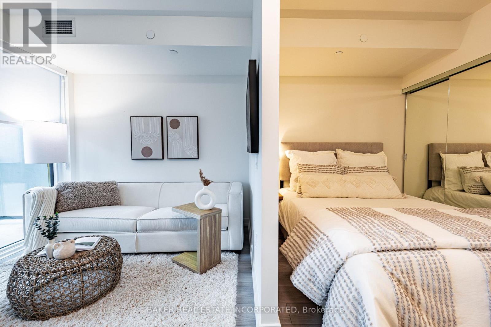 3312 - 223 Redpath Avenue, Toronto, Ontario  M4P 0E8 - Photo 11 - C12762770