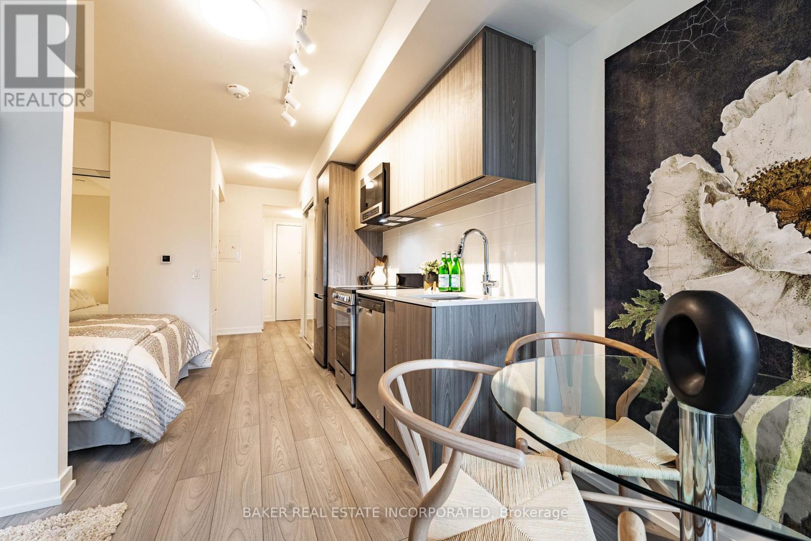 3312 - 223 Redpath Avenue, Toronto, Ontario  M4P 0E8 - Photo 18 - C12762770