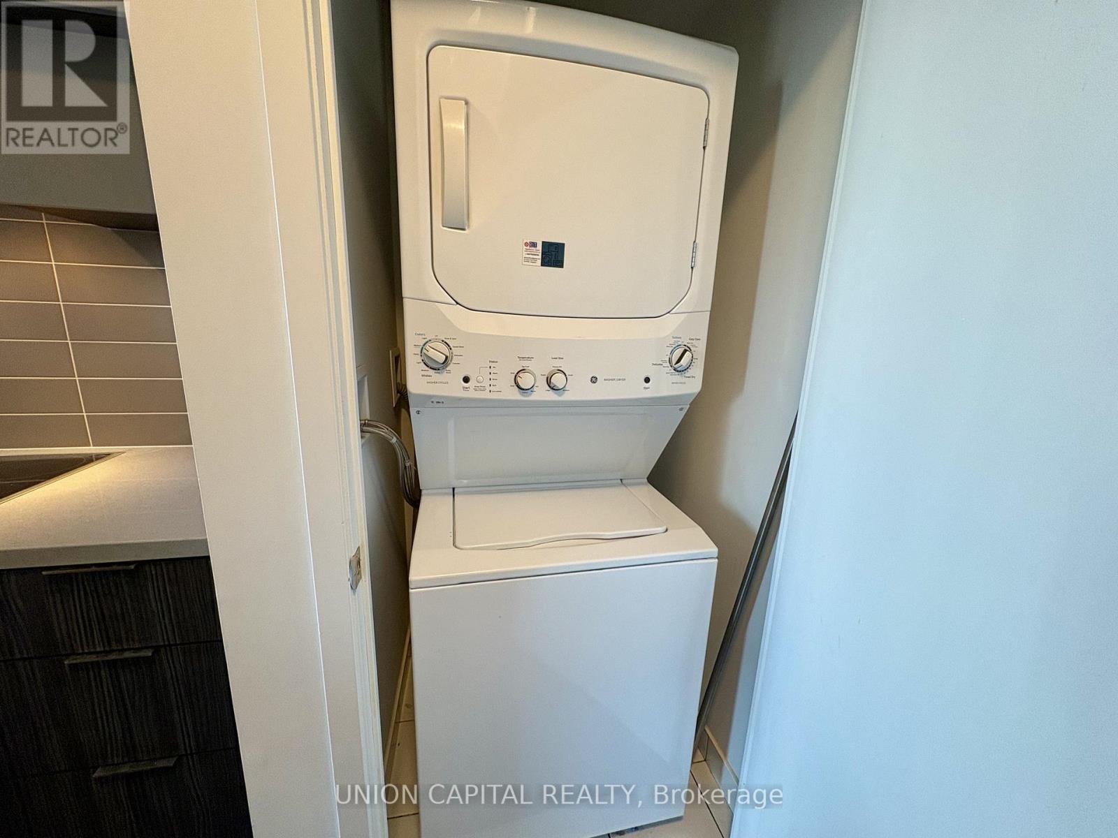 3109 - 8 Eglinton Avenue E, Toronto, Ontario  M4P 1A6 - Photo 10 - C12762786