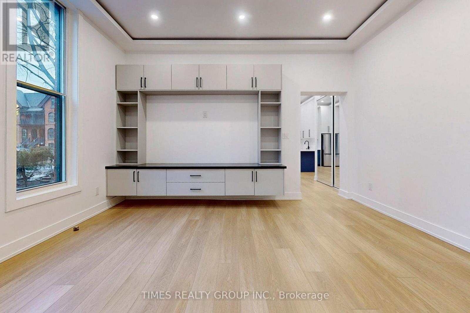 71 Gloucester Street, Toronto, Ontario  M4Y 2E5 - Photo 9 - C12762850