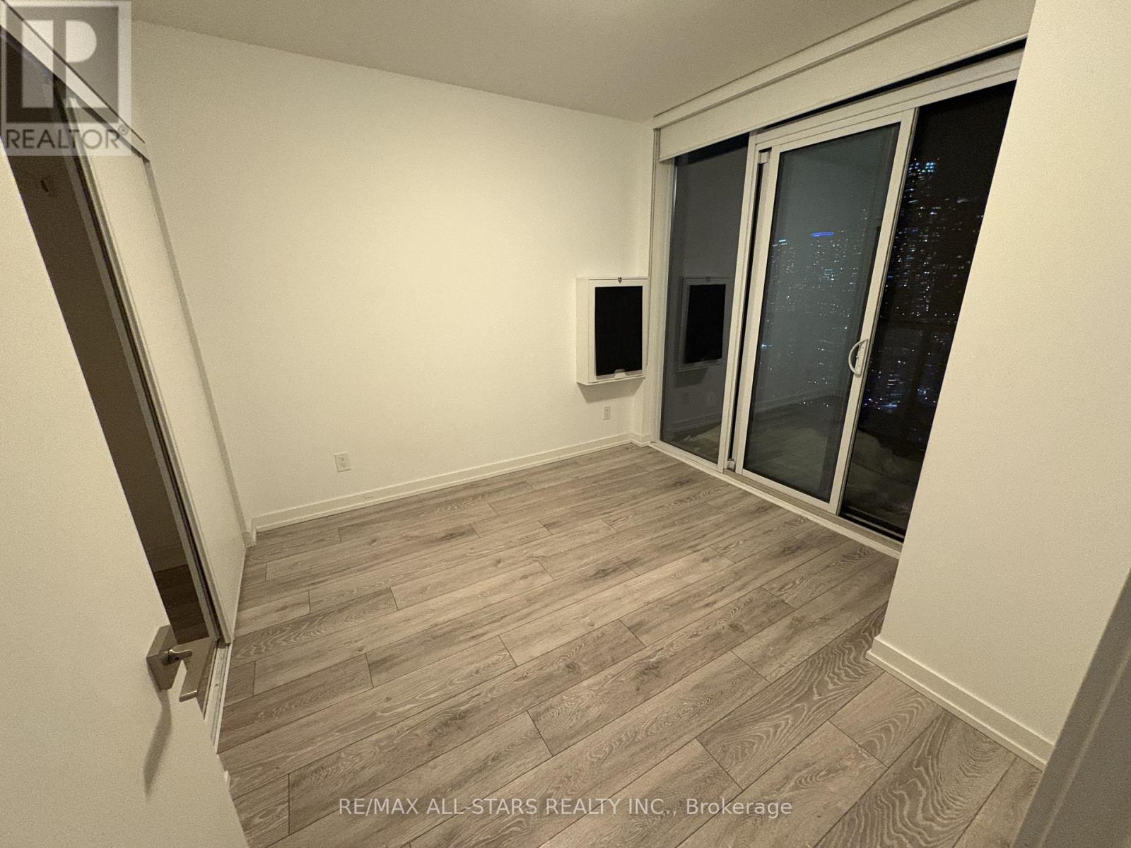 3001 - 159 Wellesley Street E, Toronto, Ontario  M4Y 0H5 - Photo 7 - C12762878