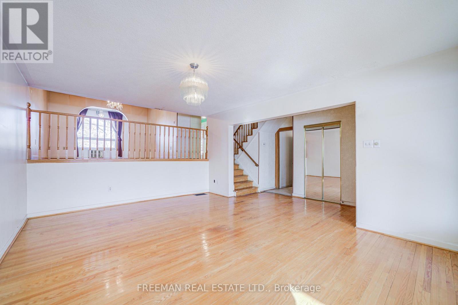 176 Cassandra Boulevard, Toronto, Ontario  M3A 1T3 - Photo 7 - C12762904