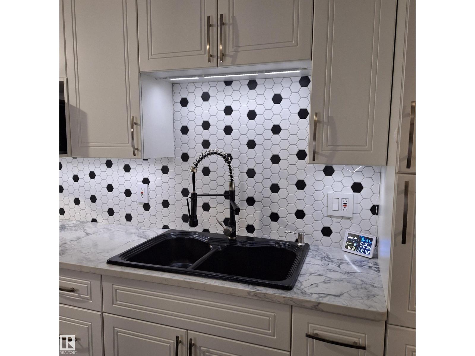 893 Birch Av, Sherwood Park, Alberta  T8A 1X4 - Photo 4 - E4468778