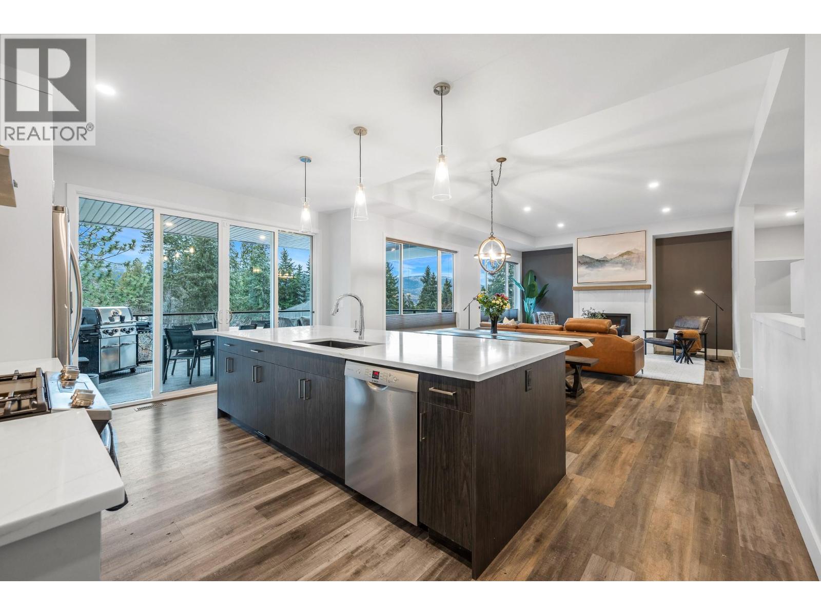 16 Garmisch Road, Vernon, British Columbia  V1H 1E3 - Photo 11 - 10374582