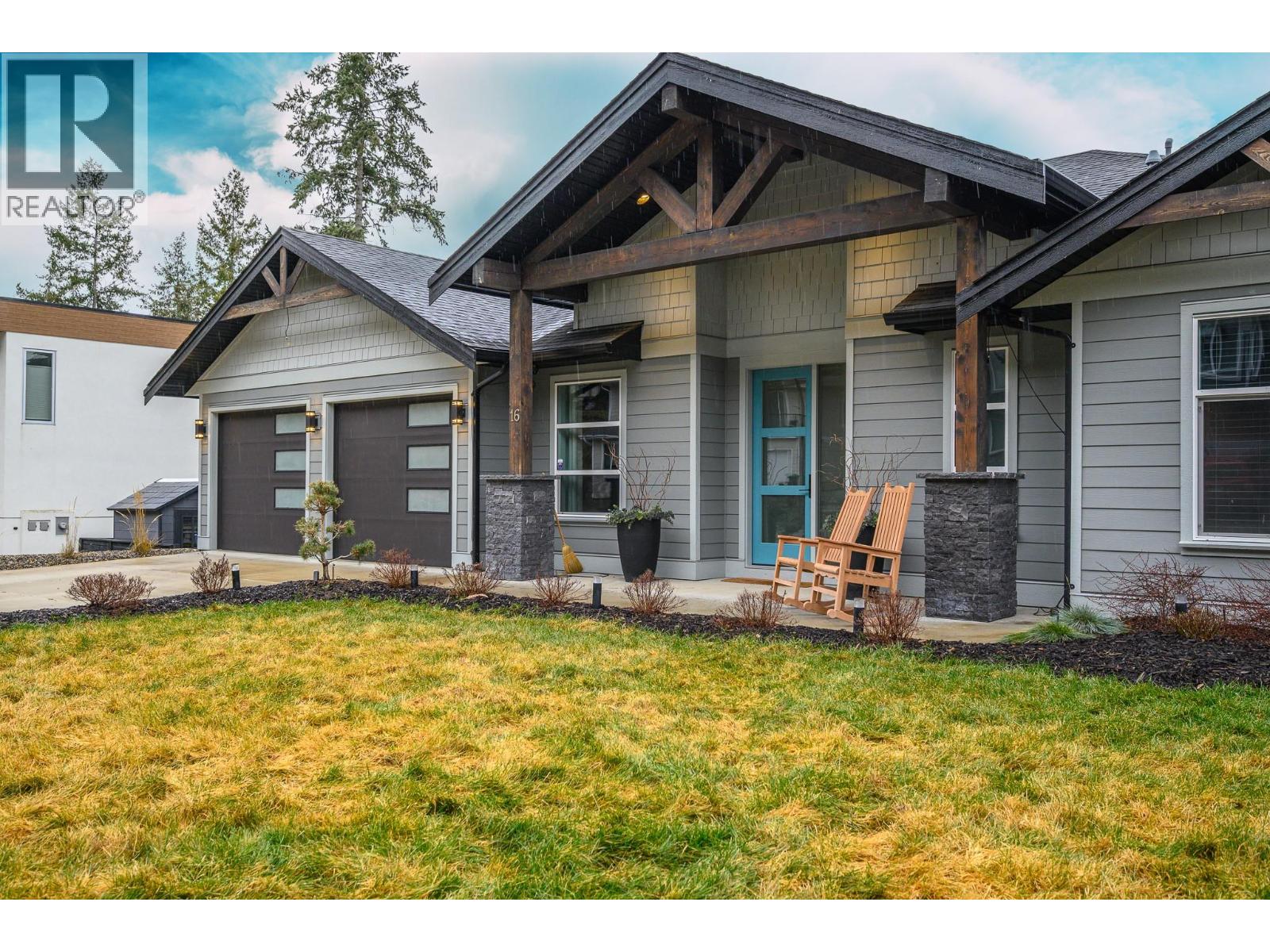 16 Garmisch Road, Vernon, British Columbia  V1H 1E3 - Photo 2 - 10374582