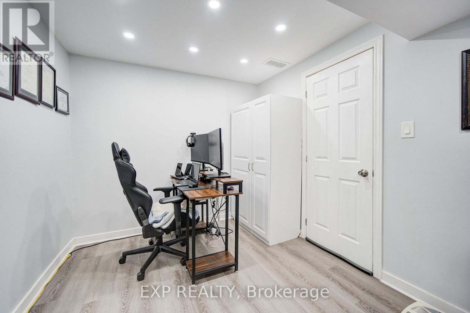 9 Threadgold Court, Whitby, Ontario  L1P 1L9 - Photo 38 - E12762726