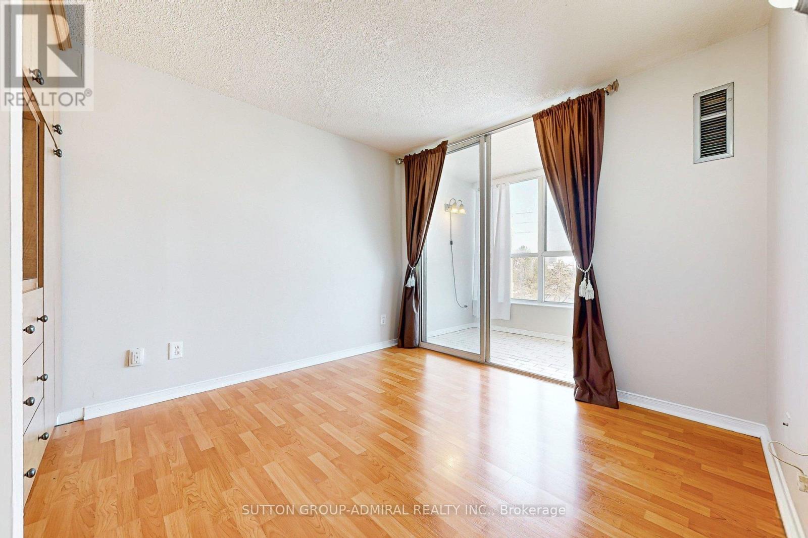 307 - 330 Mccowan Road, Toronto, Ontario  M1J 3N3 - Photo 18 - E12762796