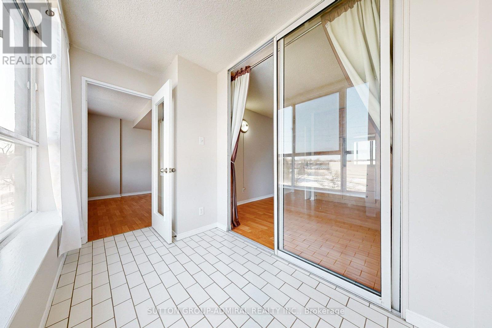 307 - 330 Mccowan Road, Toronto, Ontario  M1J 3N3 - Photo 23 - E12762796