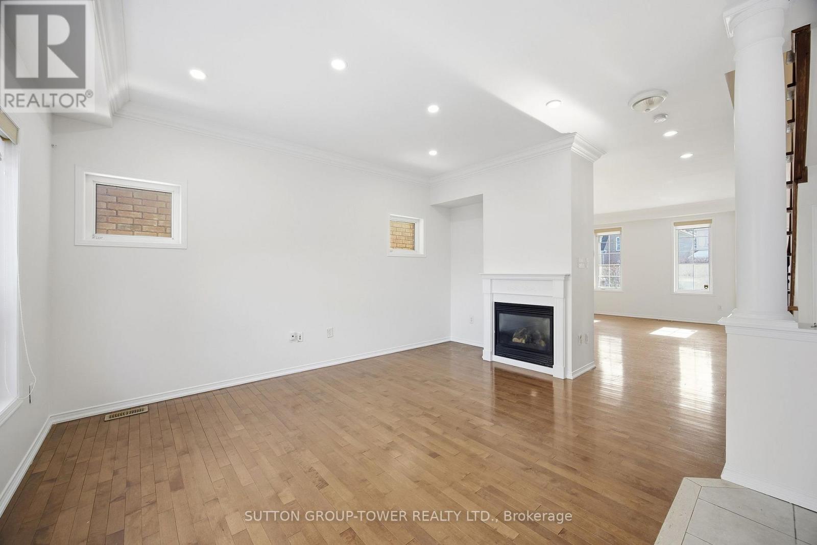 Main Floor - 11 Welbourne Court, Ajax, Ontario  L1T 4Y9 - Photo 11 - E12762934