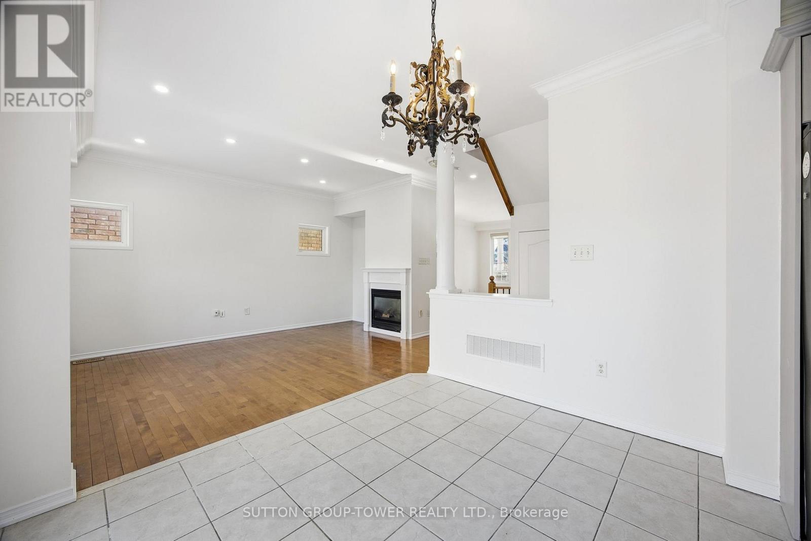 Main Floor - 11 Welbourne Court, Ajax, Ontario  L1T 4Y9 - Photo 17 - E12762934