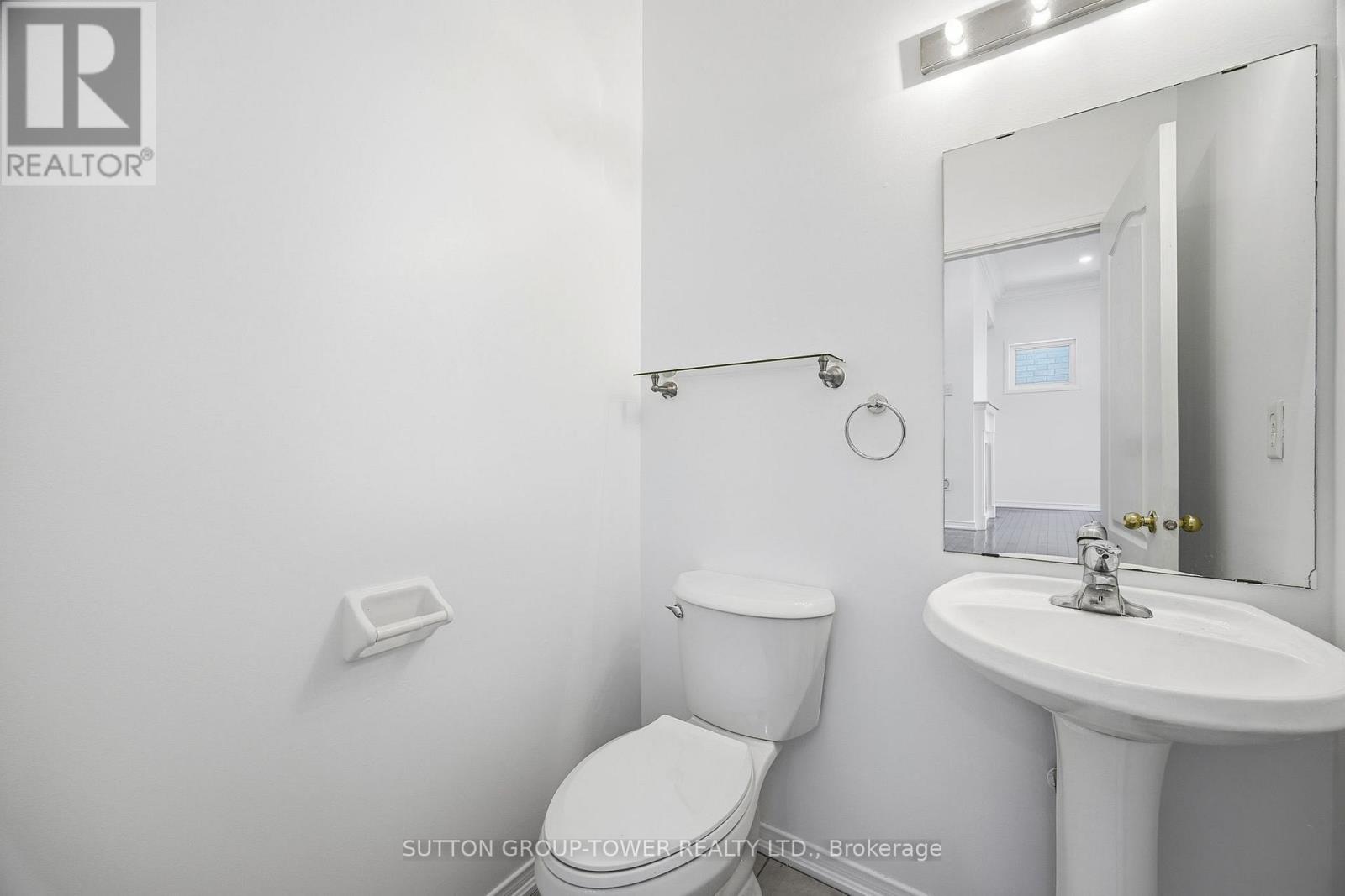 Main Floor - 11 Welbourne Court, Ajax, Ontario  L1T 4Y9 - Photo 18 - E12762934