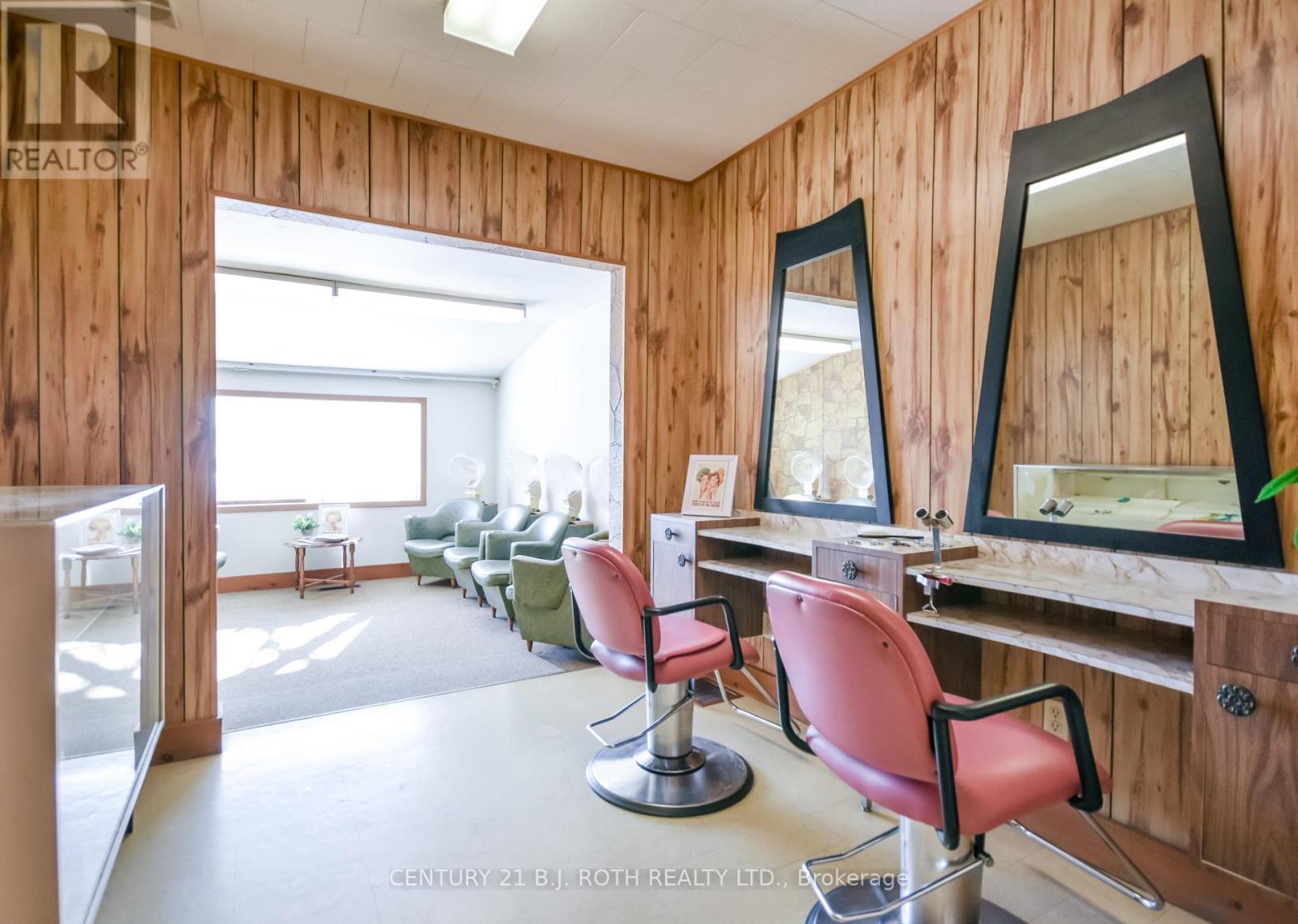 57 Nottawasaga Street, Orillia, Ontario  L3V 3J5 - Photo 15 - S12762842