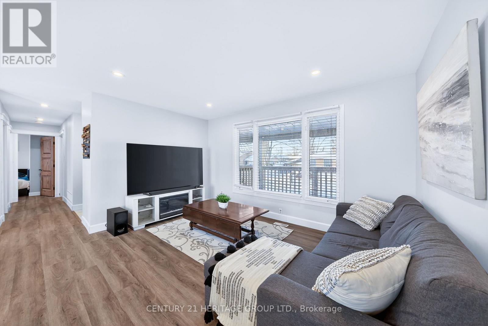 105 Maple Leaf Avenue, Orillia, Ontario  L3V 6Z1 - Photo 7 - S12762880