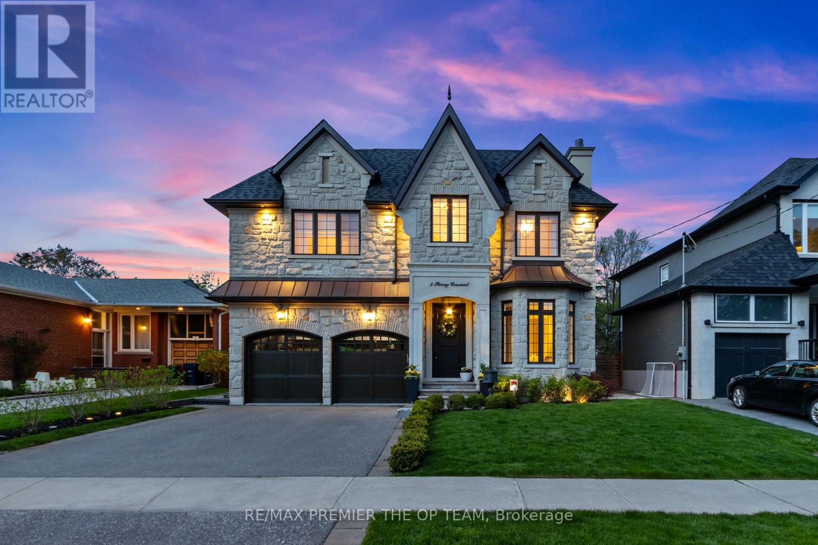 5 STOREY CRESCENT, Toronto, Ontario