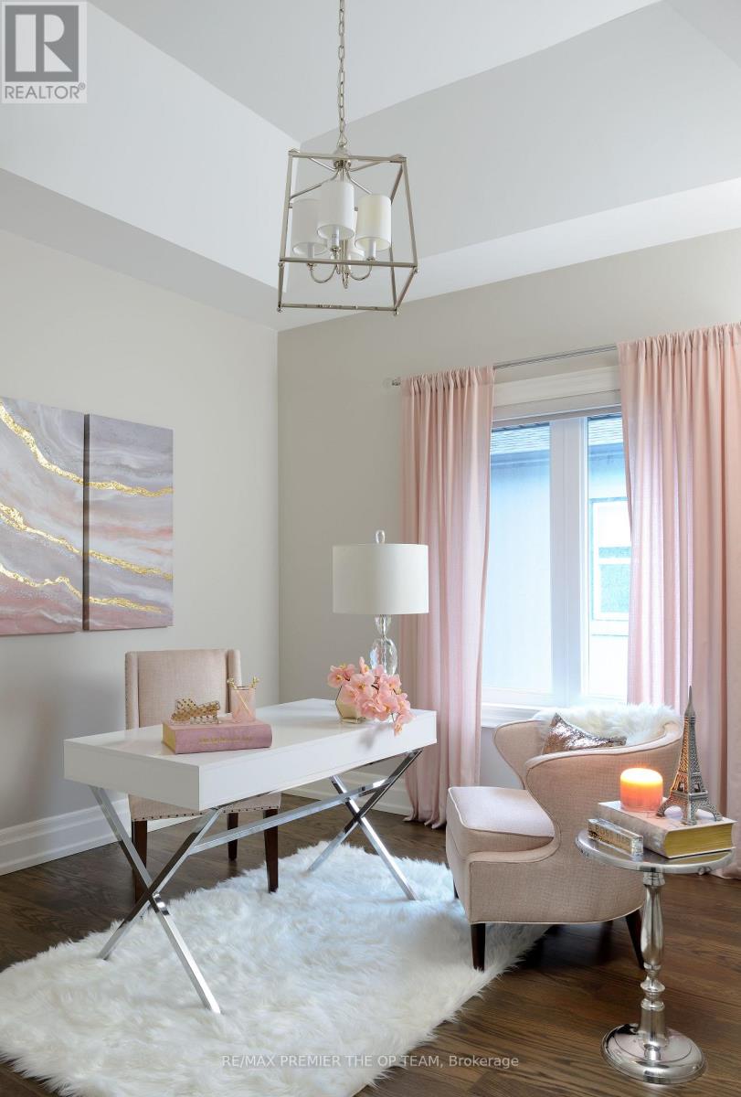 5 Storey Crescent, Toronto, Ontario  M9B 3C7 - Photo 24 - W12762766