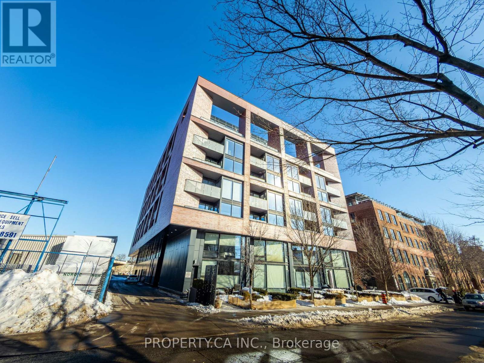 707 - 383 SORAUREN AVENUE, Toronto, Ontario