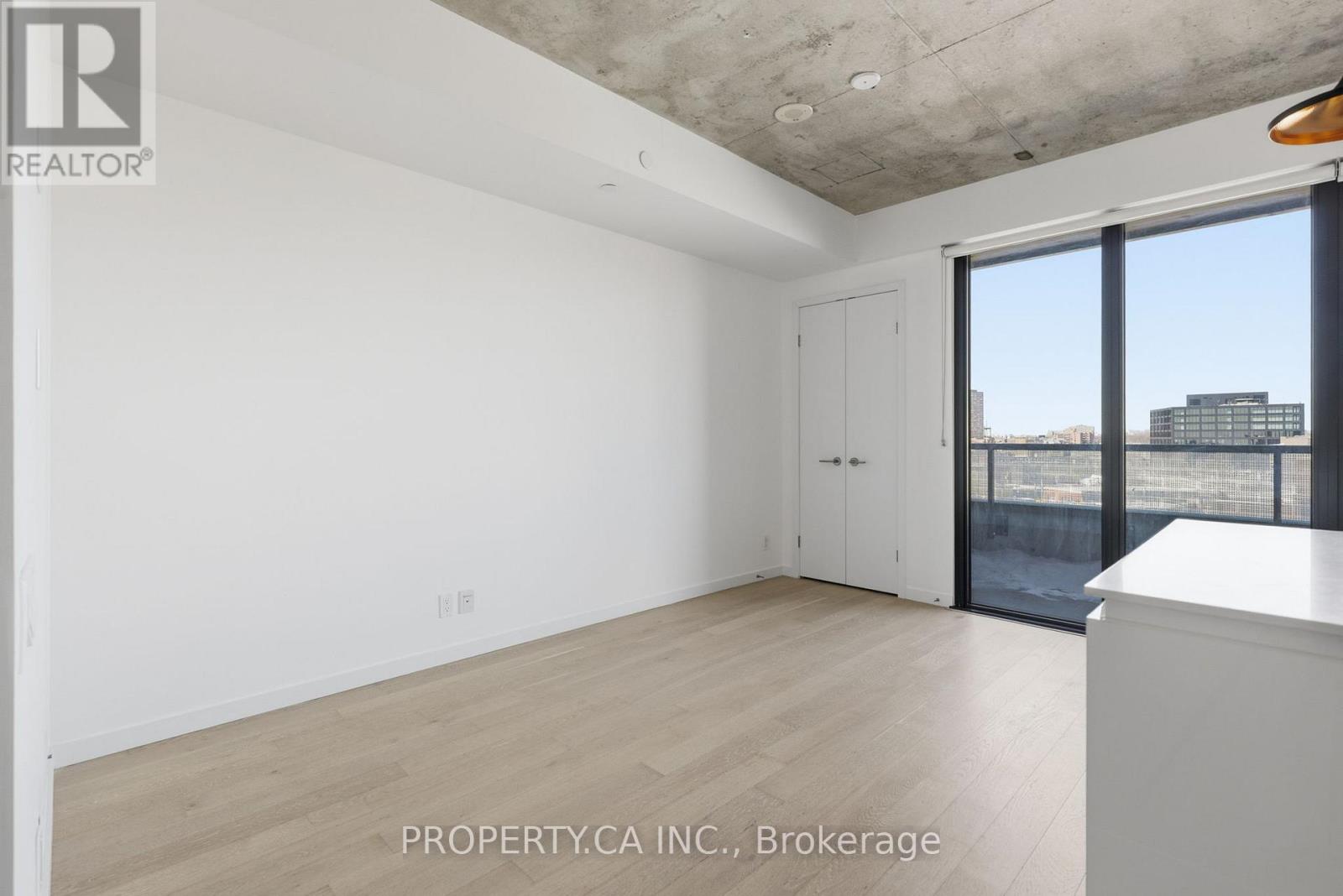 707 - 383 Sorauren Avenue, Toronto, Ontario  M6R 0A4 - Photo 12 - W12762884