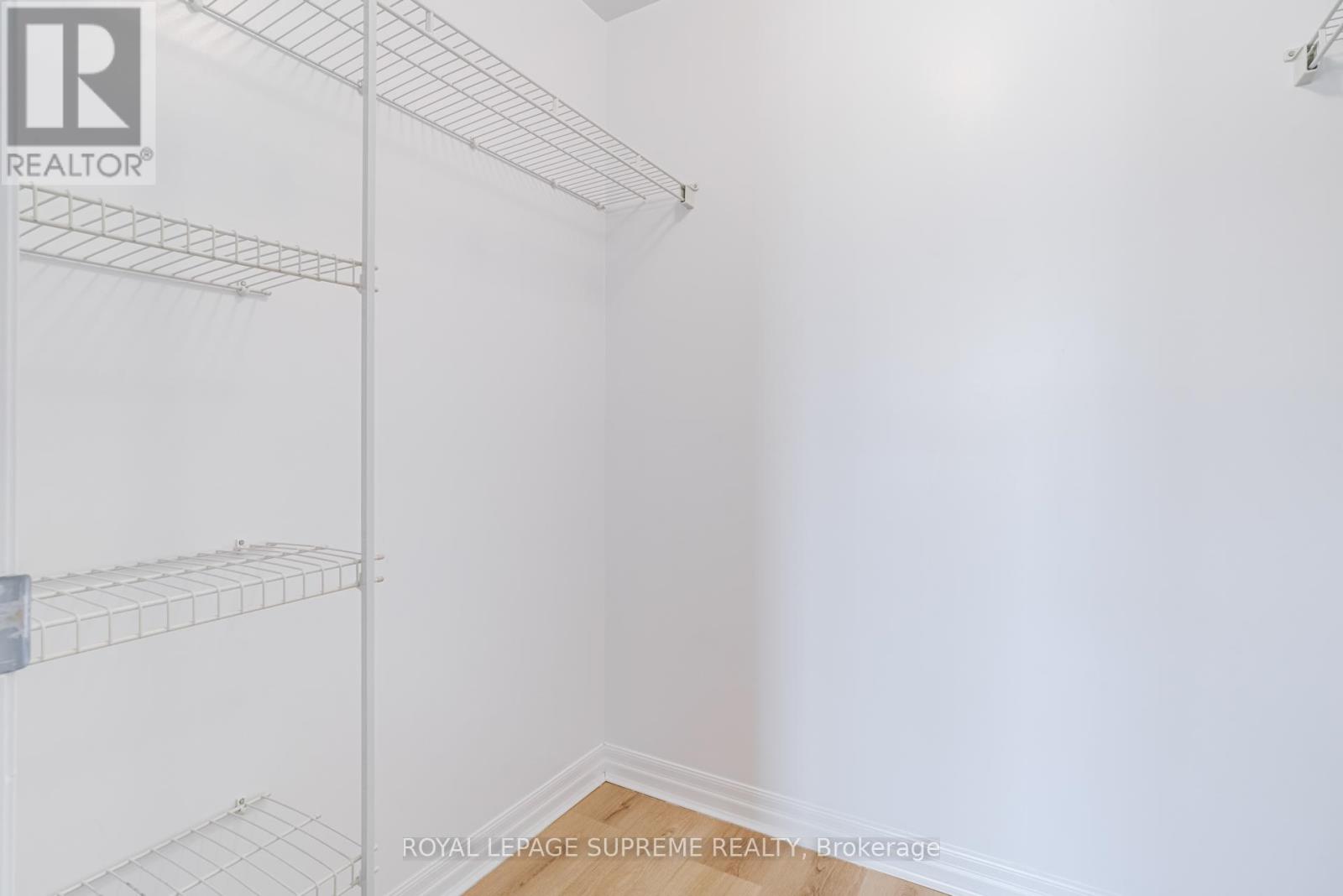 208 - 38 Fontenay Court, Toronto, Ontario  M9A 5H5 - Photo 14 - W12762940