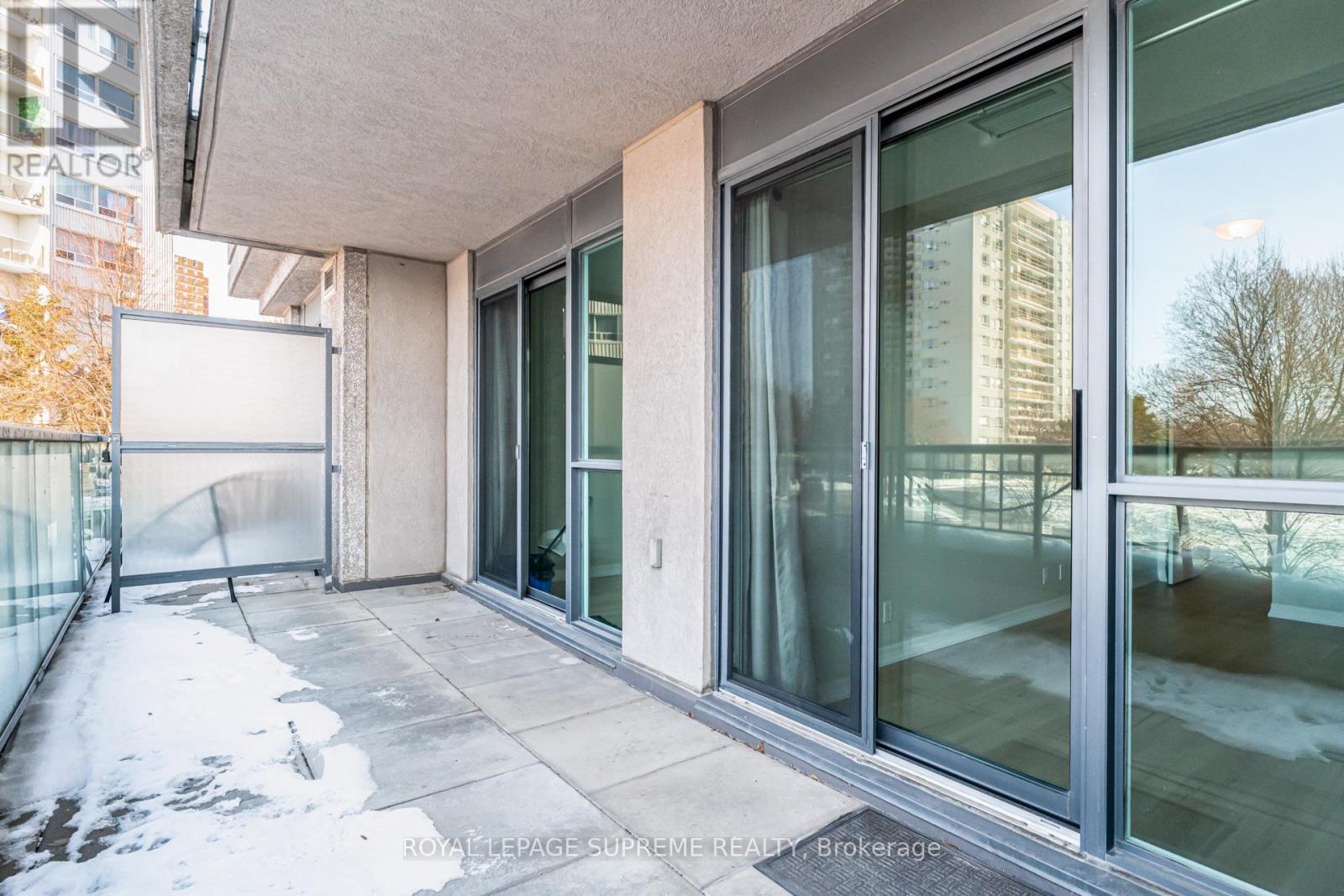 208 - 38 Fontenay Court, Toronto, Ontario  M9A 5H5 - Photo 18 - W12762940