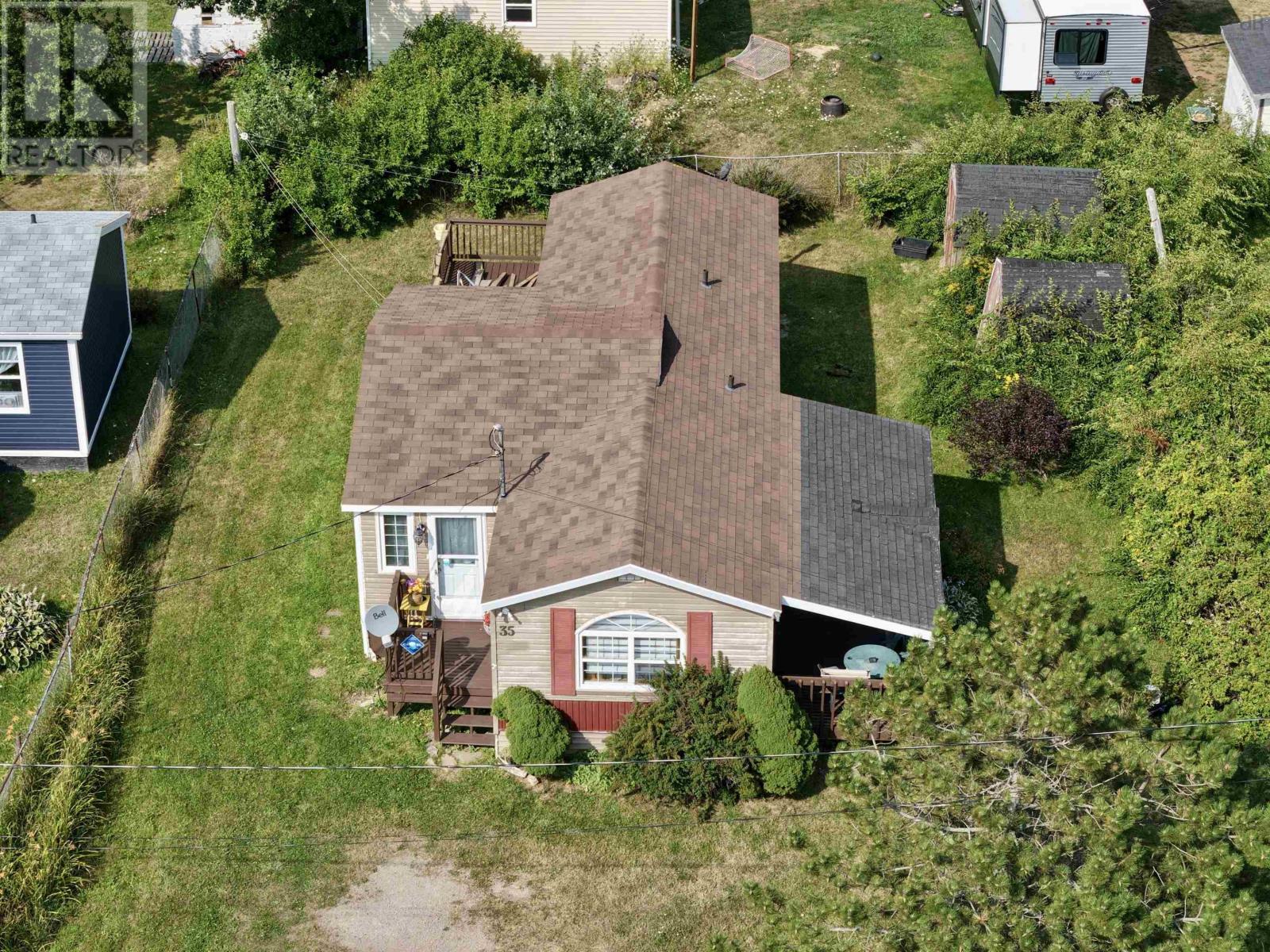 35 Allan J Memorial Avenue, Inverness, Nova Scotia  B0E 1N0 - Photo 2 - 202519336