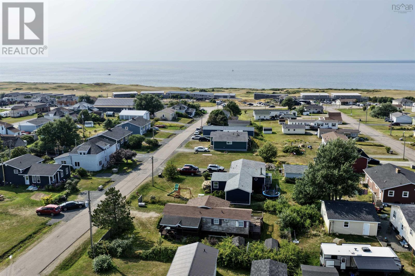 35 Allan J Memorial Avenue, Inverness, Nova Scotia  B0E 1N0 - Photo 3 - 202519336