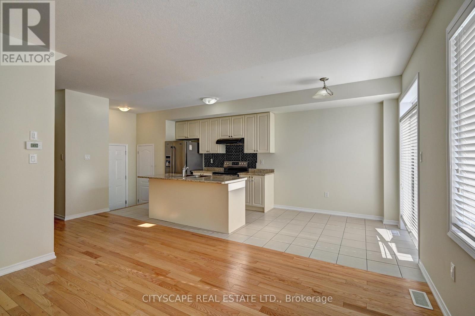 15 Amos Avenue, Brantford, Ontario  N3T 5L5 - Photo 13 - X12762730