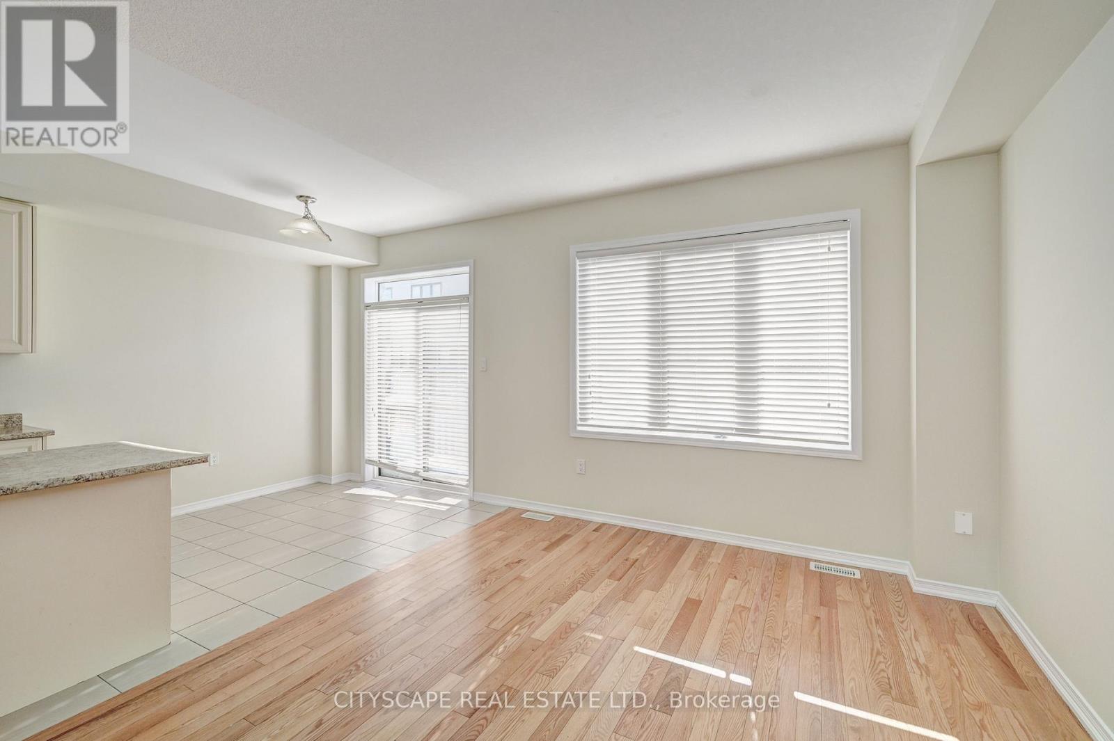 15 Amos Avenue, Brantford, Ontario  N3T 5L5 - Photo 9 - X12762730