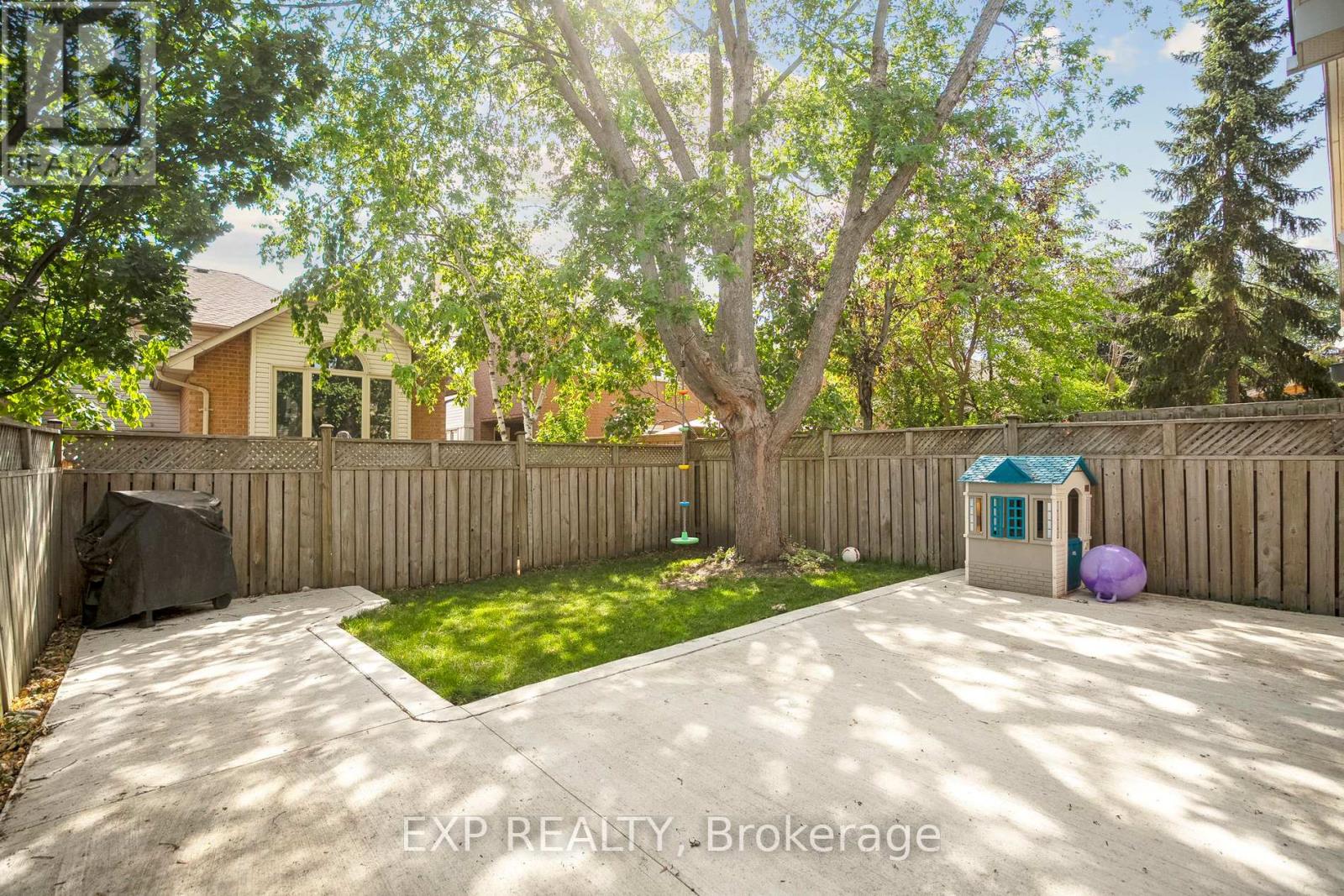 132 Harnesworth Crescent, Hamilton, Ontario  L0R 2H6 - Photo 37 - X12762750