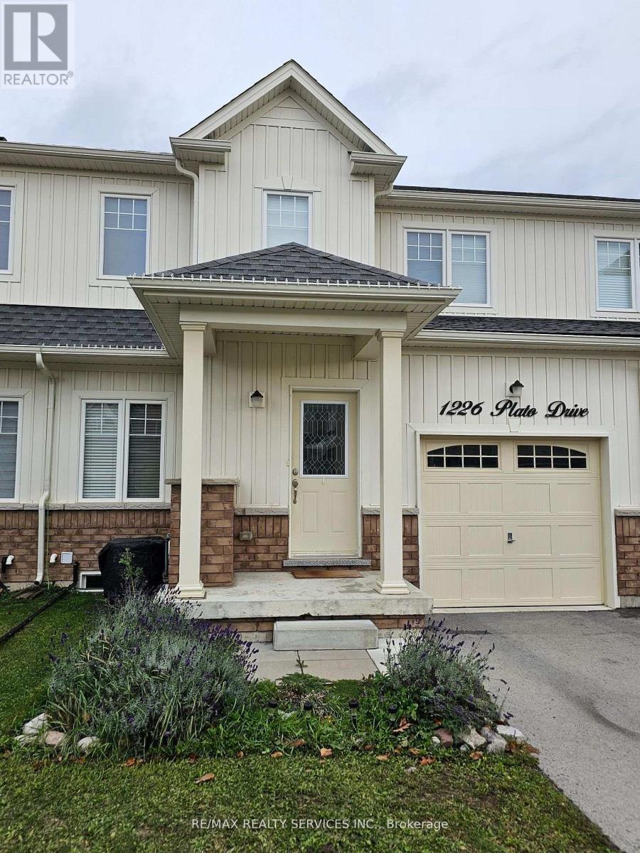 1226 Plato Drive, Fort Erie, Ontario  L2A 0C7 - Photo 1 - X12762762